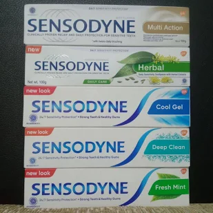 Sensodyne Pasta Gigi 100 gram